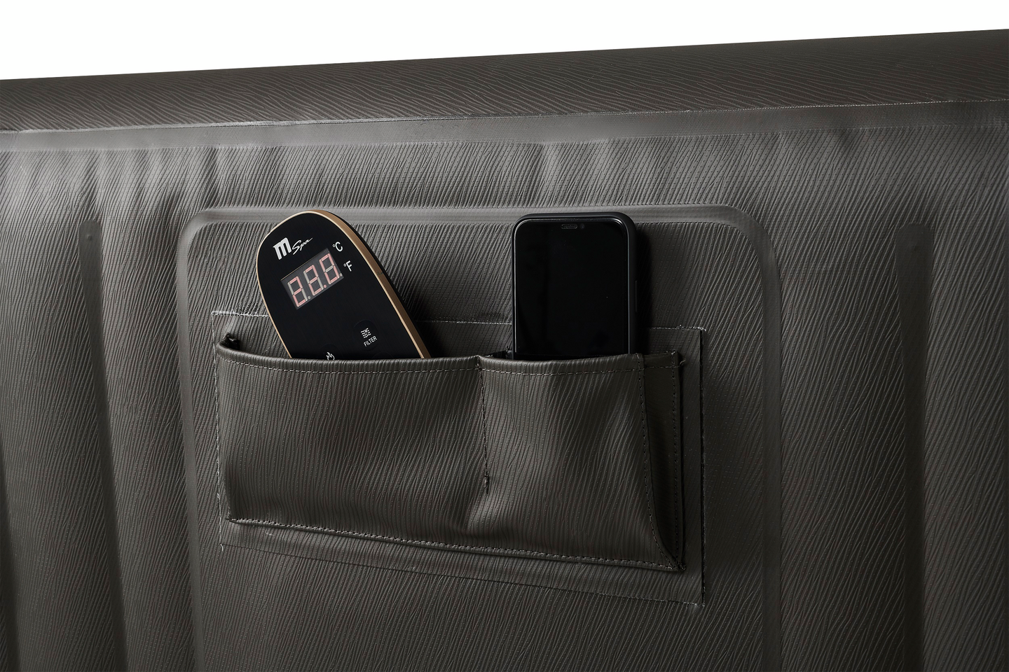 Ulkoporeallas M-Spa Urban Vito