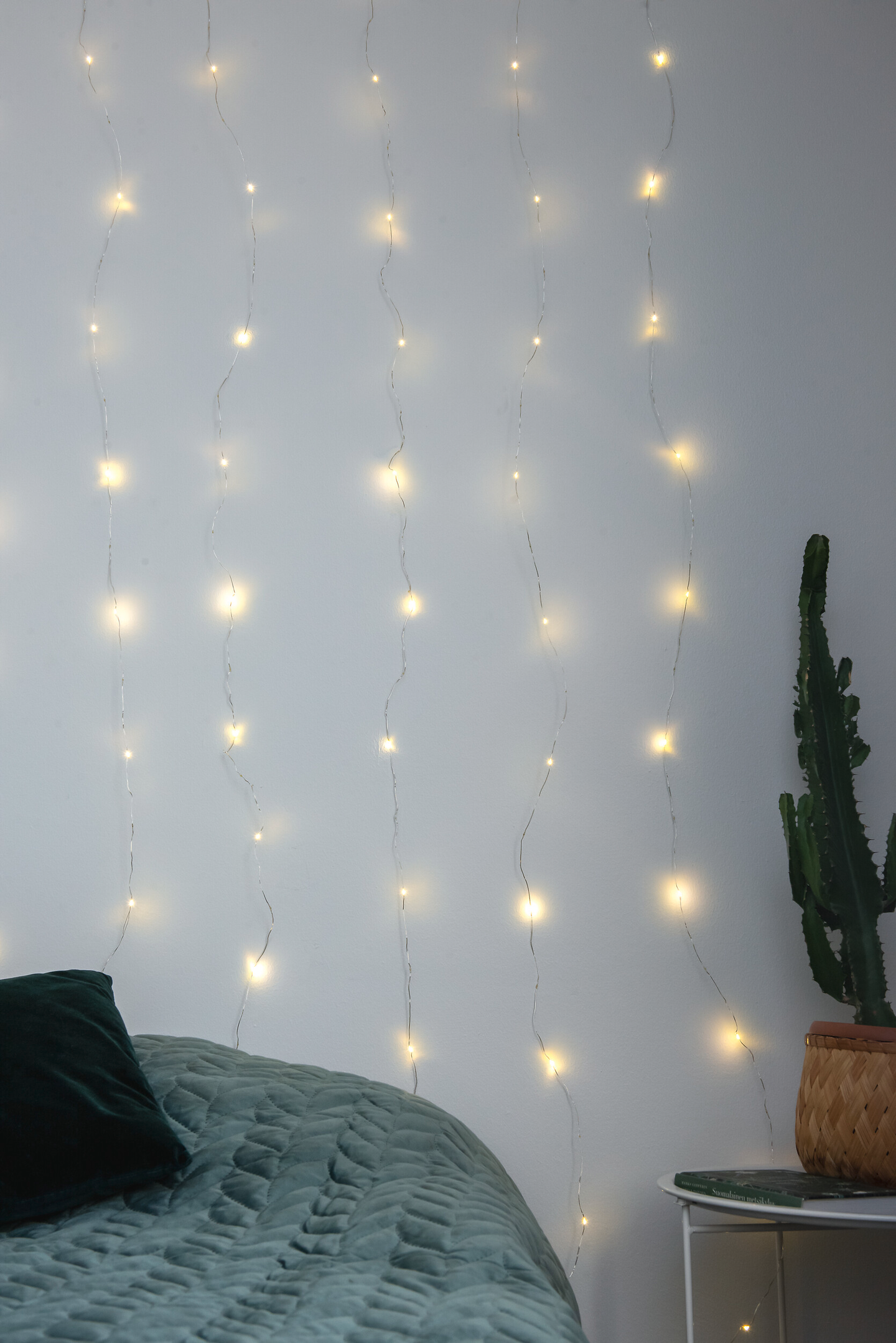 Valoverho Airam Dot 250 lediä IP44