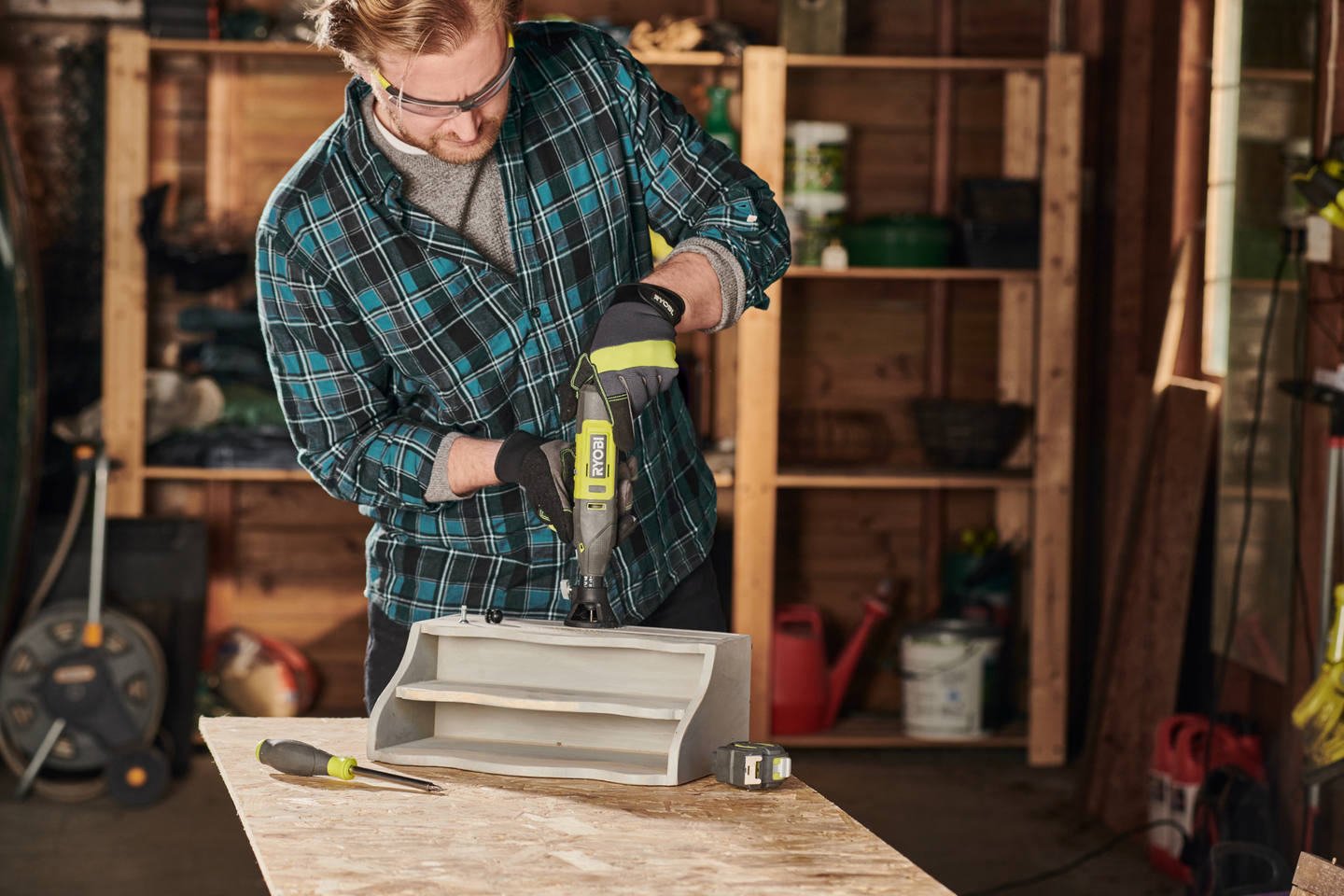 Pienoisporakone Ryobi RRT12-120BA3/35 12V USB