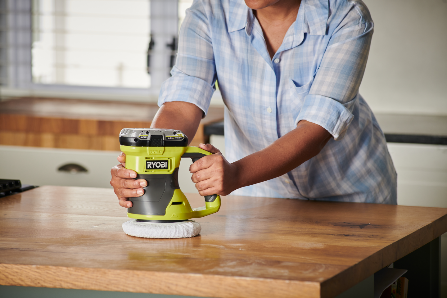 Kiillotuskone Ryobi RBP18150-0 18V ONE+ runko