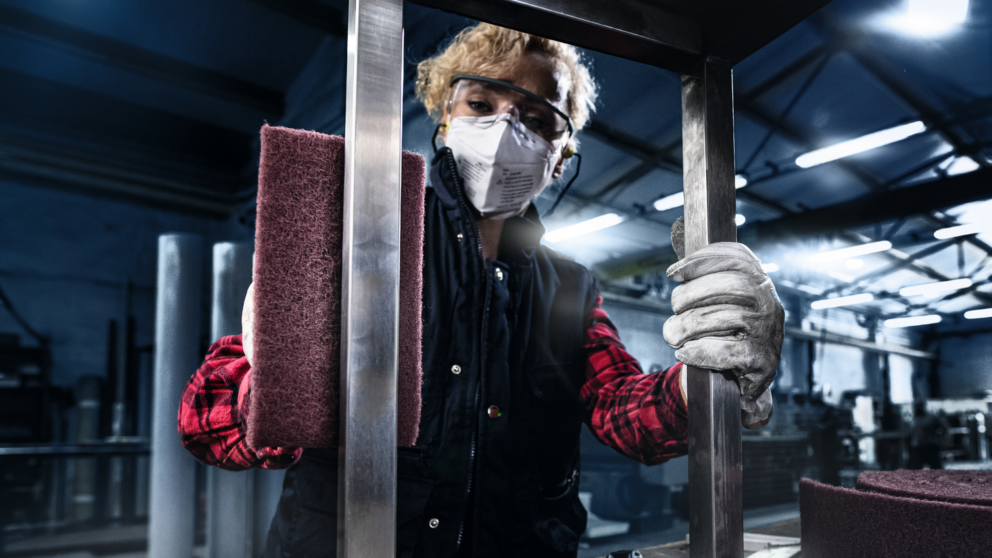 Karhunkielirulla käsinhiontaan Bosch EXPERT N880, 150 mm x 10 m, yleiskäyttöinen