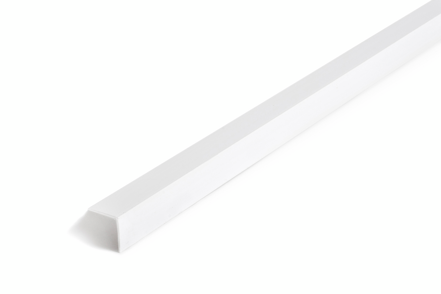 Kulmasuoja 40x40x1,25mm 2,7m muovia valkoinen NU 40-410