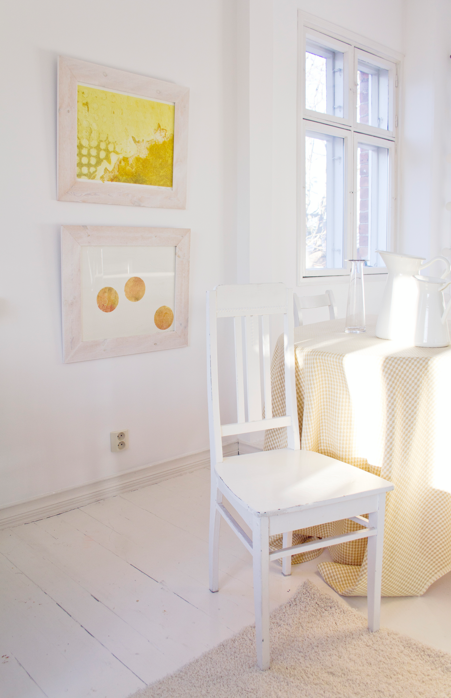 Helmi 30 Kalustemaali puolihimmeä