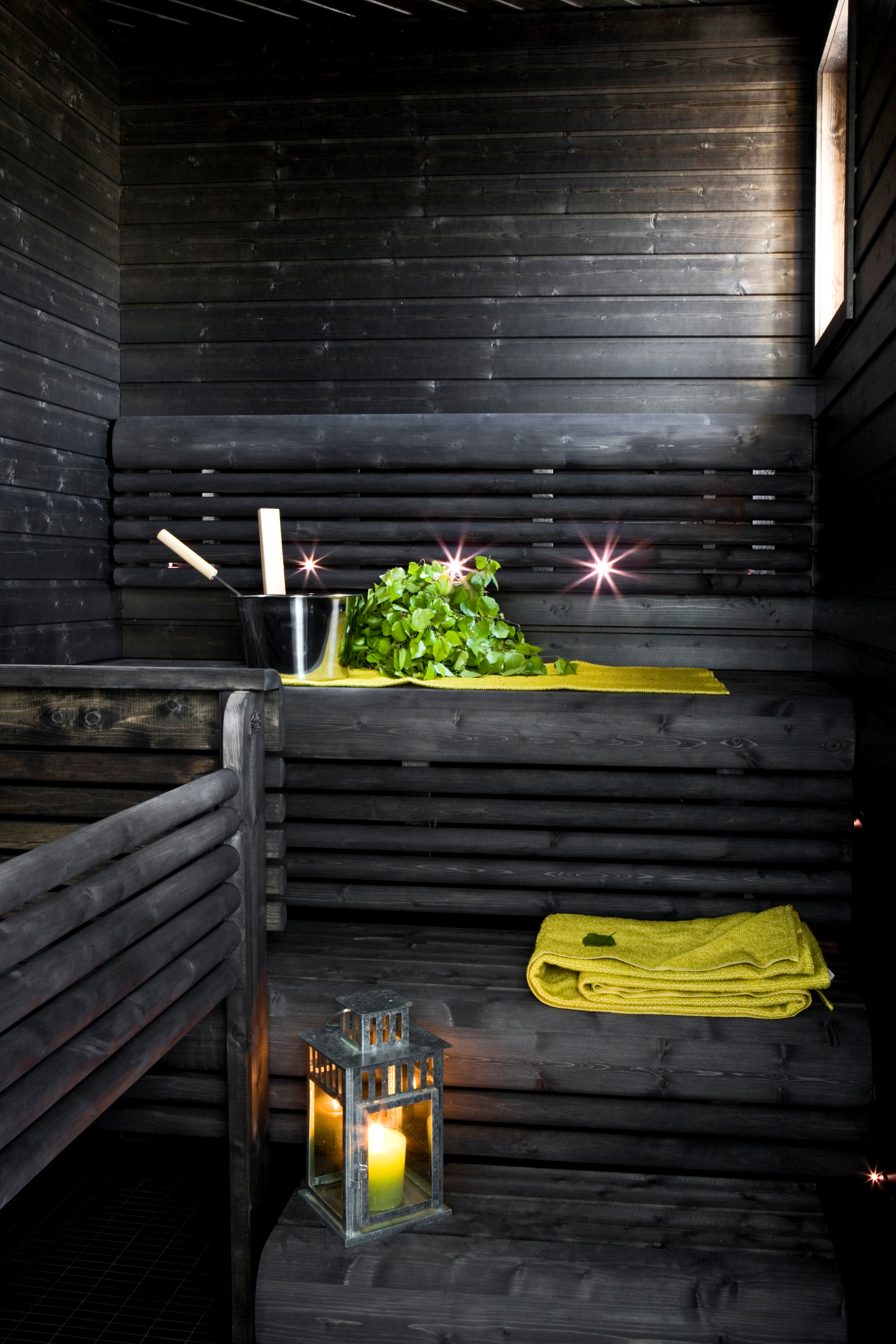Tutustu 62+ imagen sauna maali musta