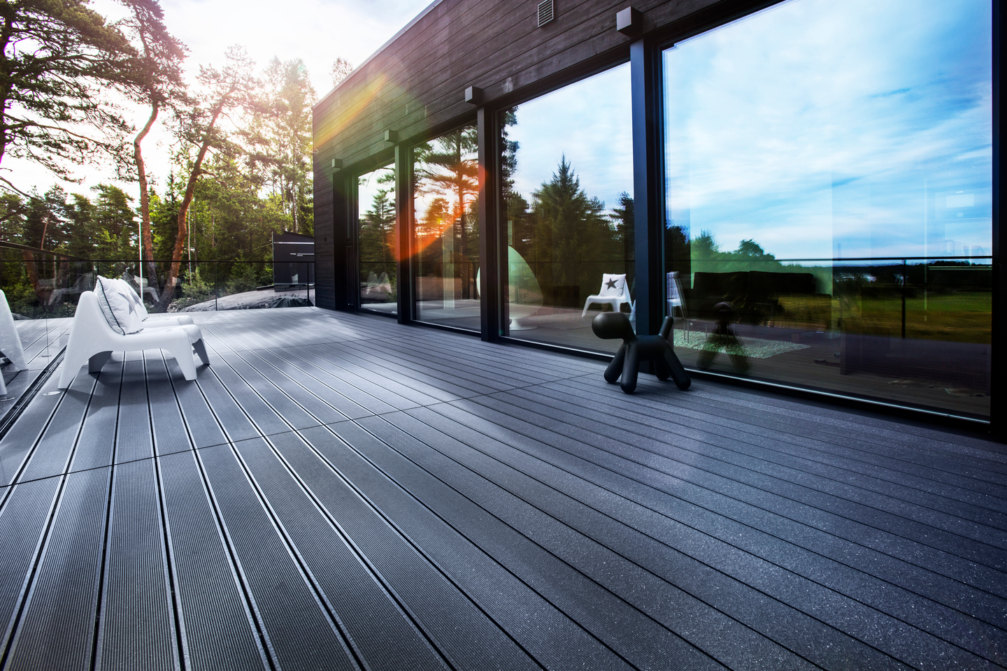 Terassilauta UPM ProFi Deck yönmusta 28x150x4000