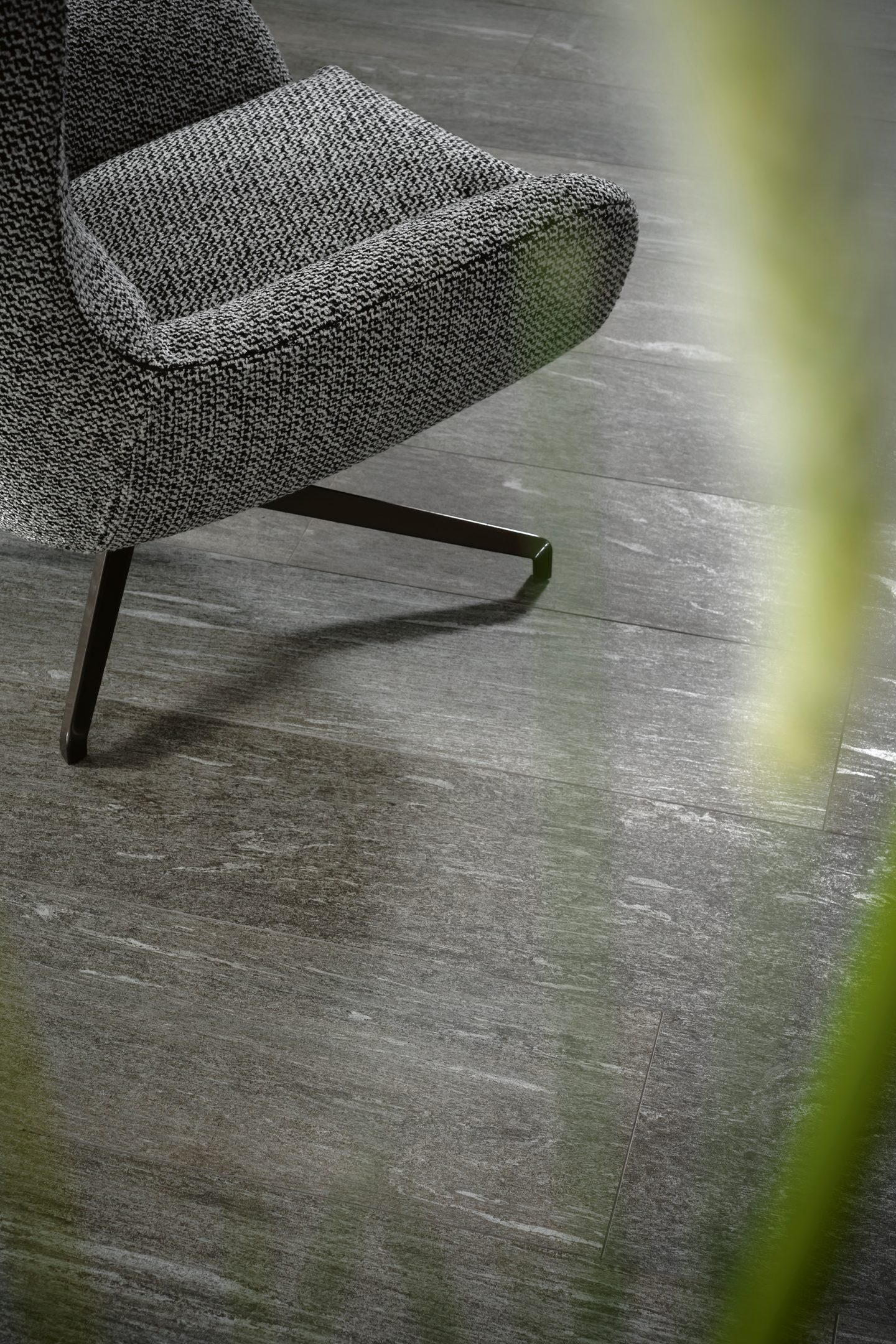 Lattialaatta Kivi Valserstein 30x60 antrasiitti 0,9m²