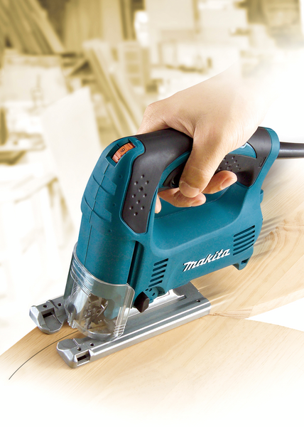 Pistosaha Makita 4329K