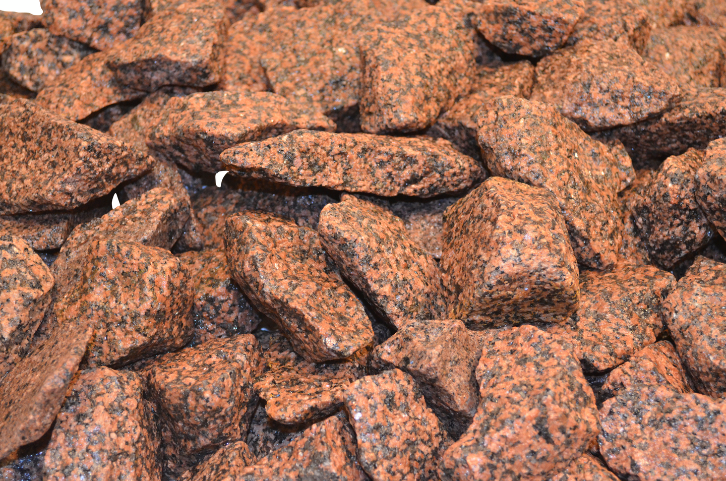 Kiuaskivi Parhaat Löylyt koristekivi Red Granite 10kg vain kiukaan pinnalle