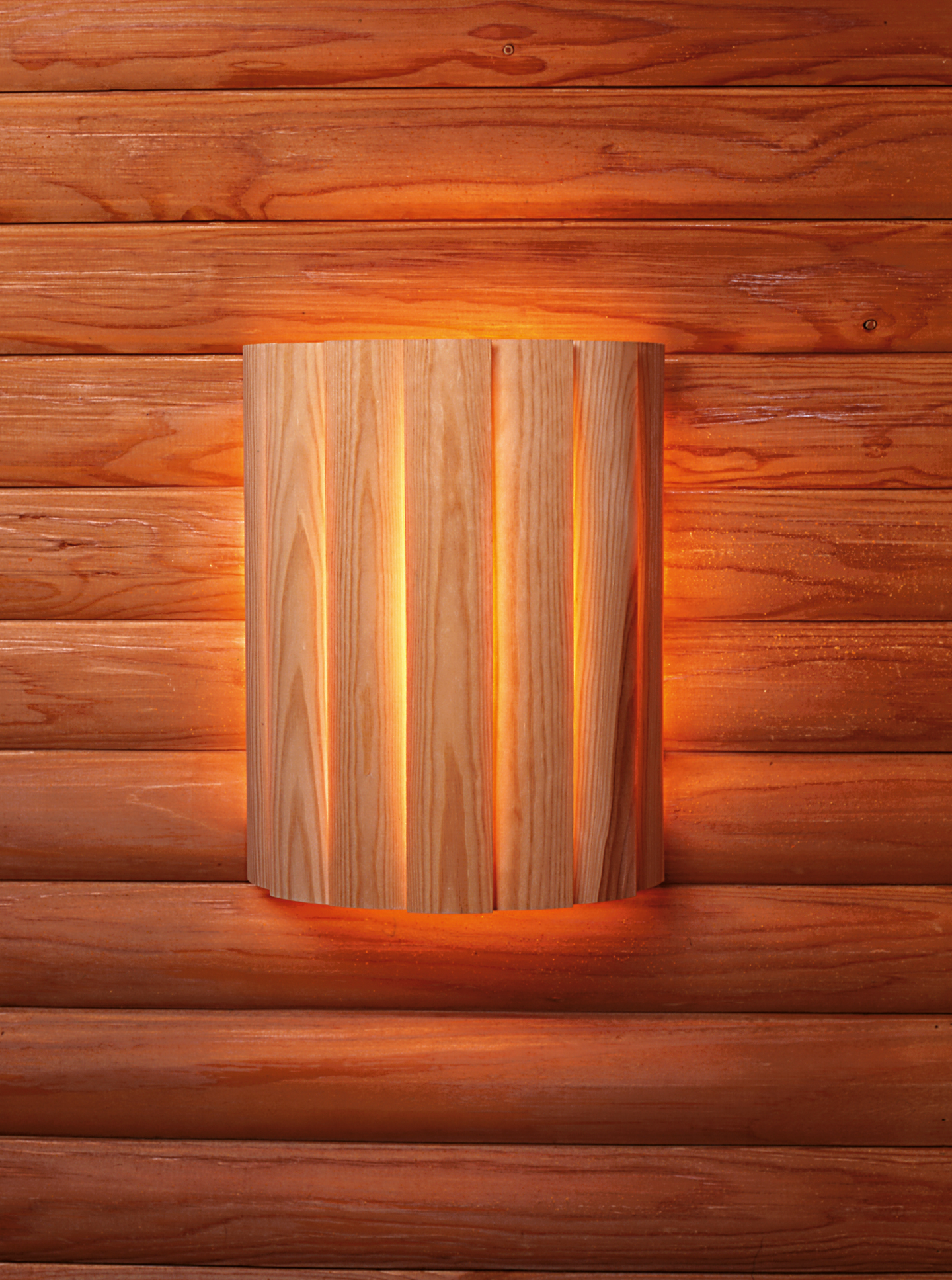 Saunavalaisin Ensto AVH15.1 mänty seinäasennus E14 IP44 kaareva