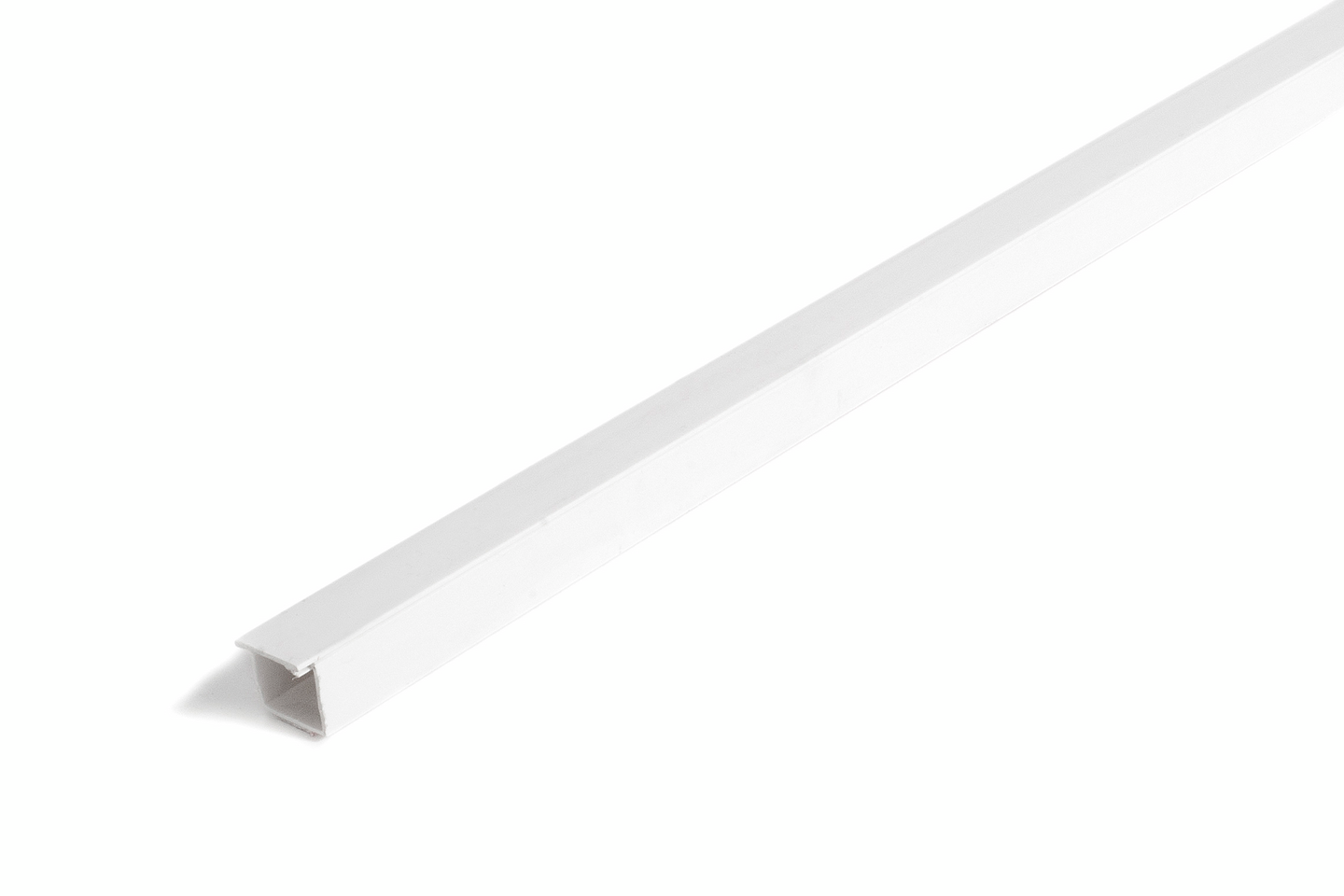 KABELBOX D-PROFILE 16X16MM VIT I PVC, 2.5M SJÄLVHÄFTANDE