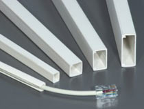 KABELBOX D-PROFILE 16X16MM VIT I PVC, 2.5M SJÄLVHÄFTANDE