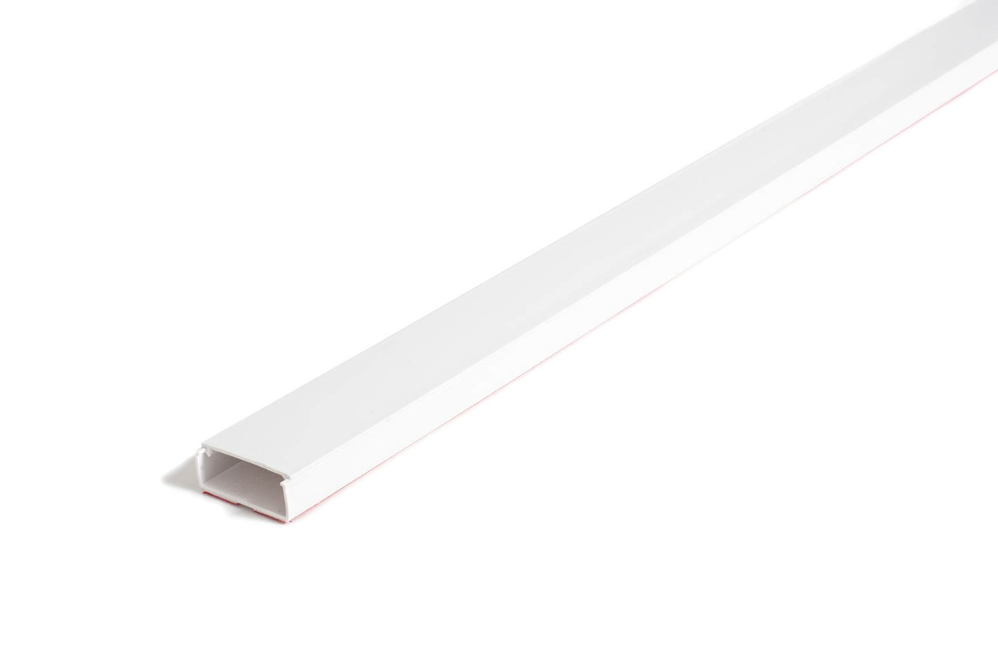 KABELBOX D-PROFILE 40X16MM VIT I PVC, 2.5M SJÄLVHÄFTANDE