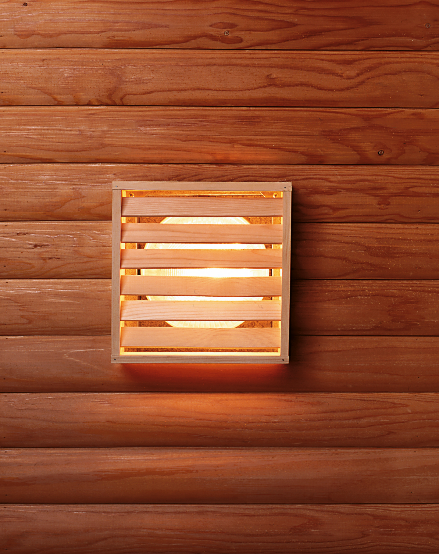 Saunavalaisin Ensto AVH11.1 mänty uppoasennus E27 IP44