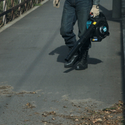 Lehtipuhallin Makita BHX2501 4-tahti 25CC 0,8kW 4,4kg