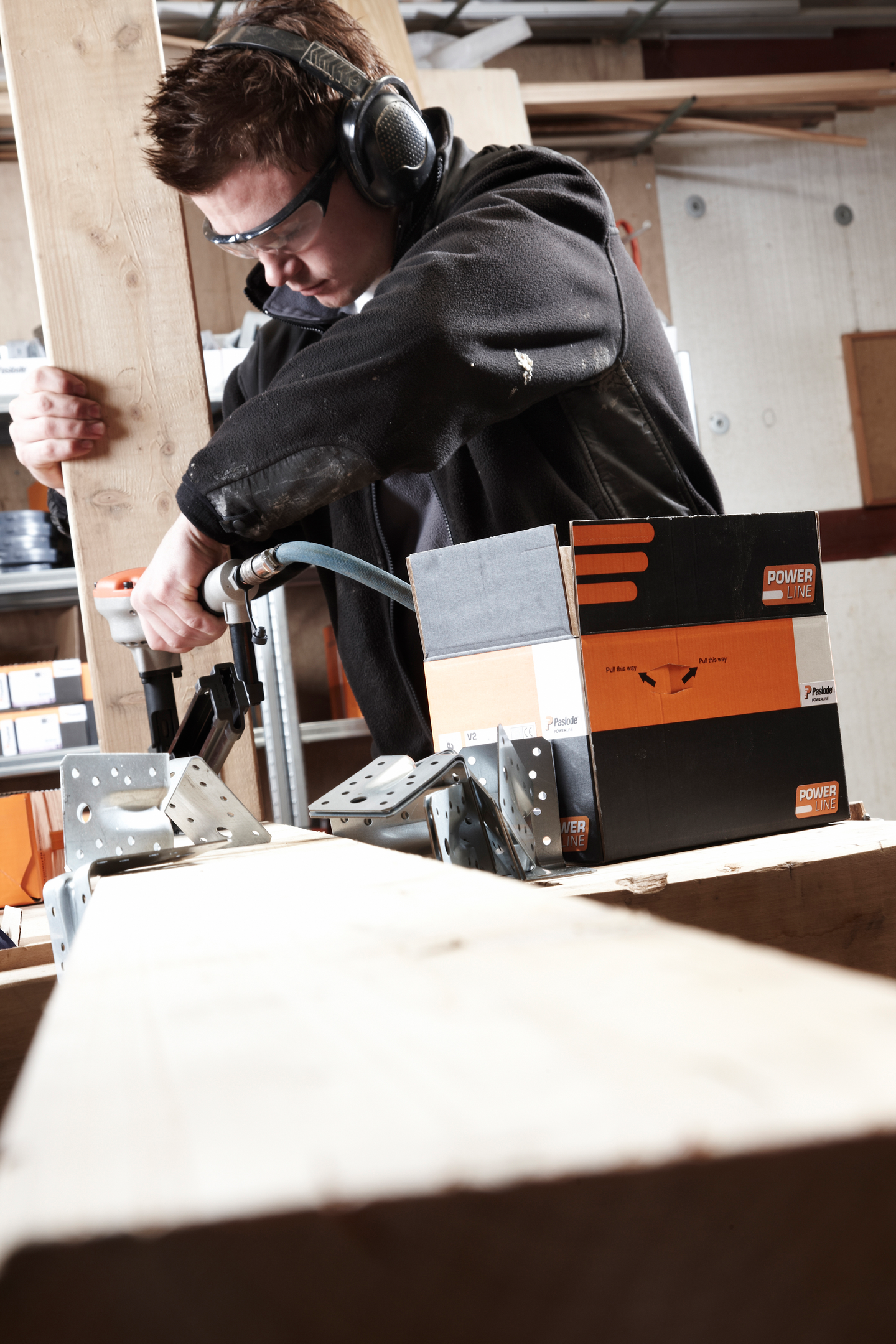 Kulmalevy Paslode 90x90x1,5x65mm vahvistettu Powerline V2 214780