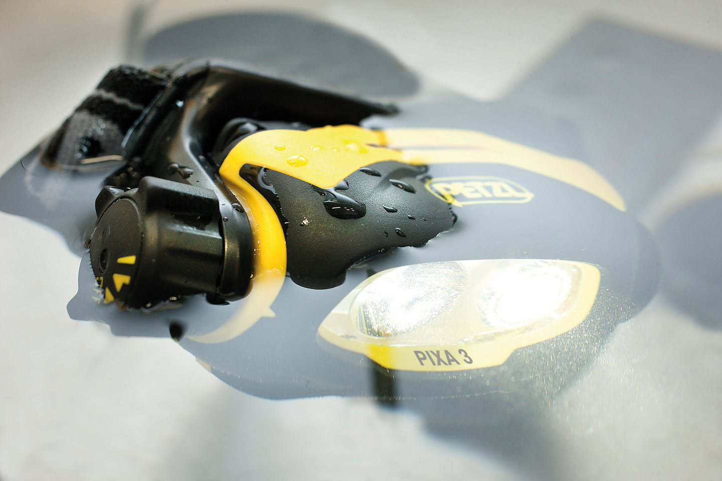 Otsavalaisin Petzl Pixa 3 Atex Led V2 sis. otsapannan ja levyn