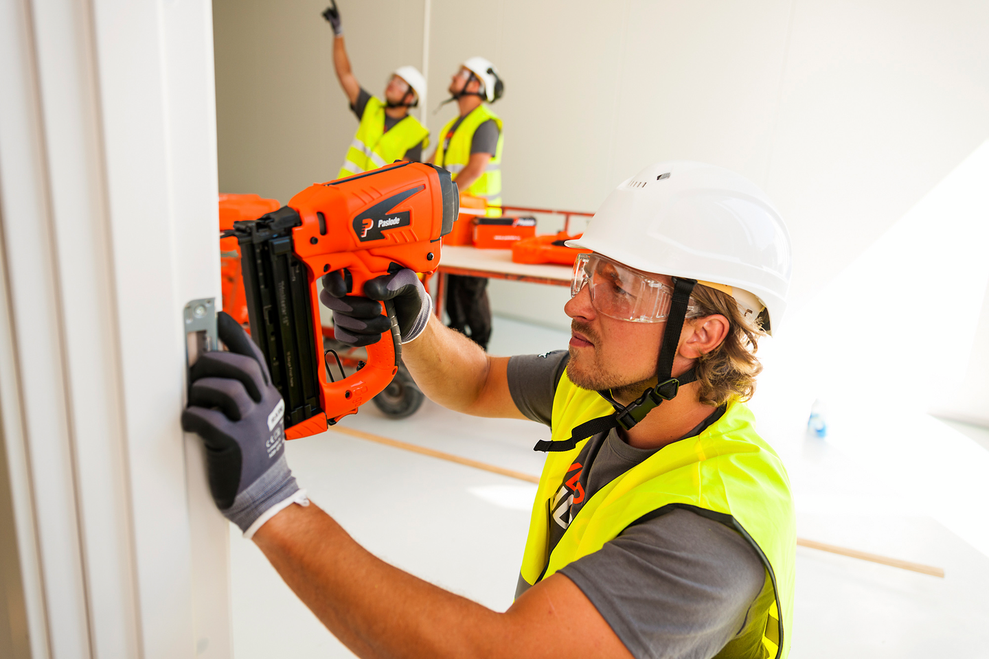 Impulssiviimeistelynaulain Paslode IM50 F18 Lithium