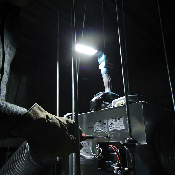 Valaisin Makita DML801 runko