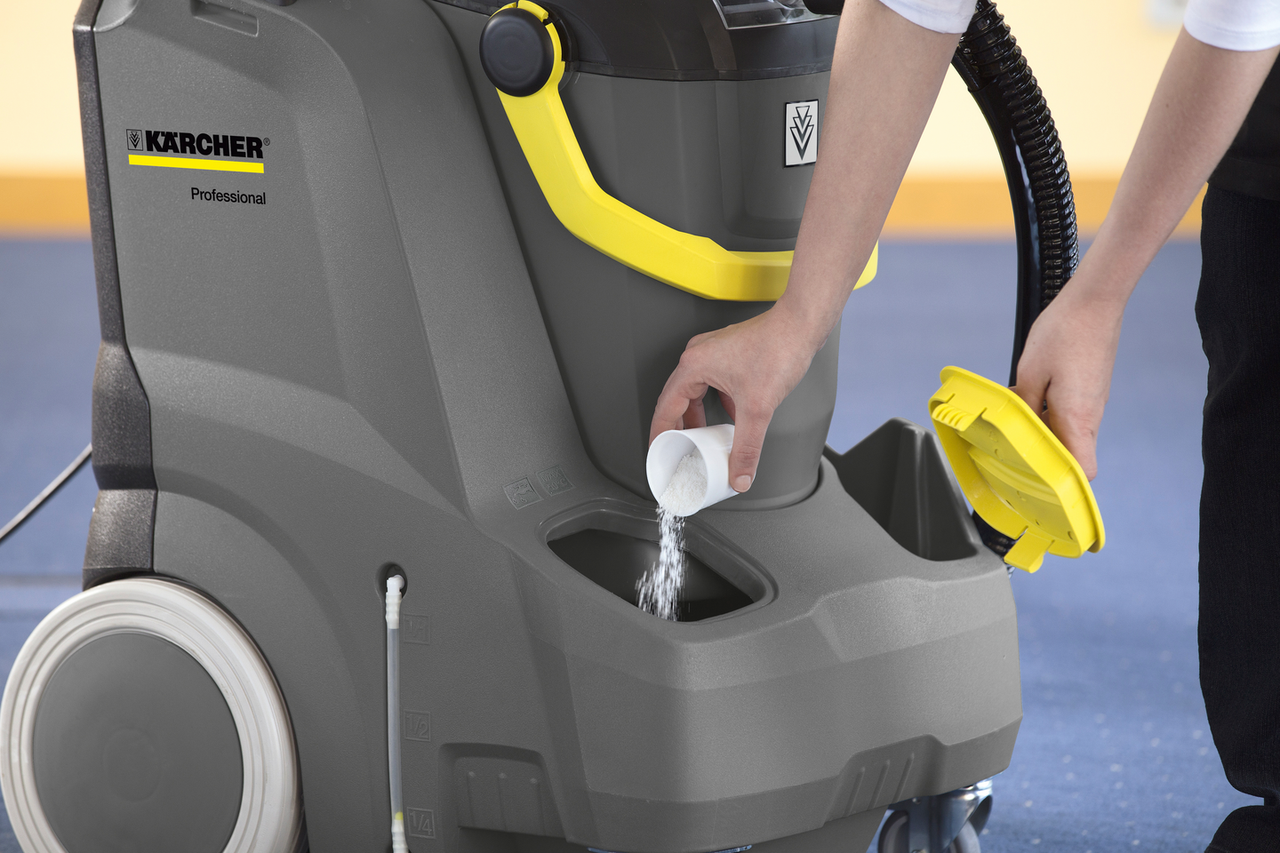 Tekstiilipesuaine Kärcher RM760 SE- ja Puzzi-tekstiilipesuriin 800g