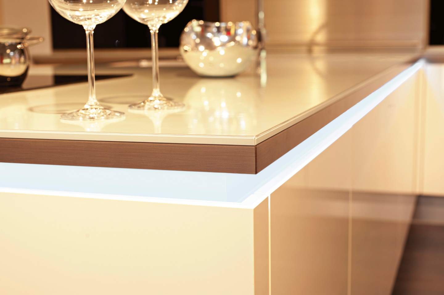 Led-nauhasetti EGLO RGB 3m 13,5W 250lm