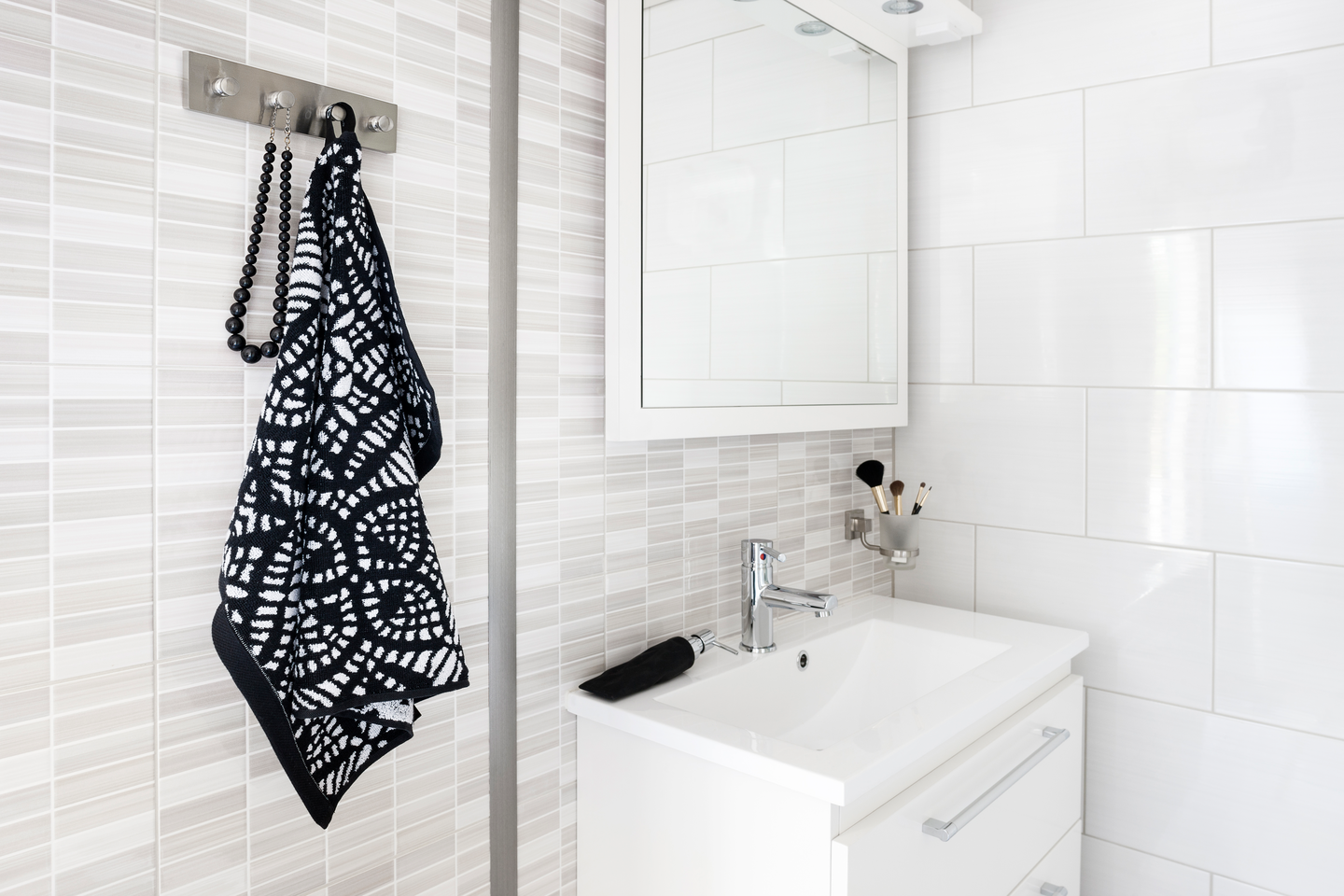 Pyyhekoukku Cello Spa 4-osainen MM012 matta