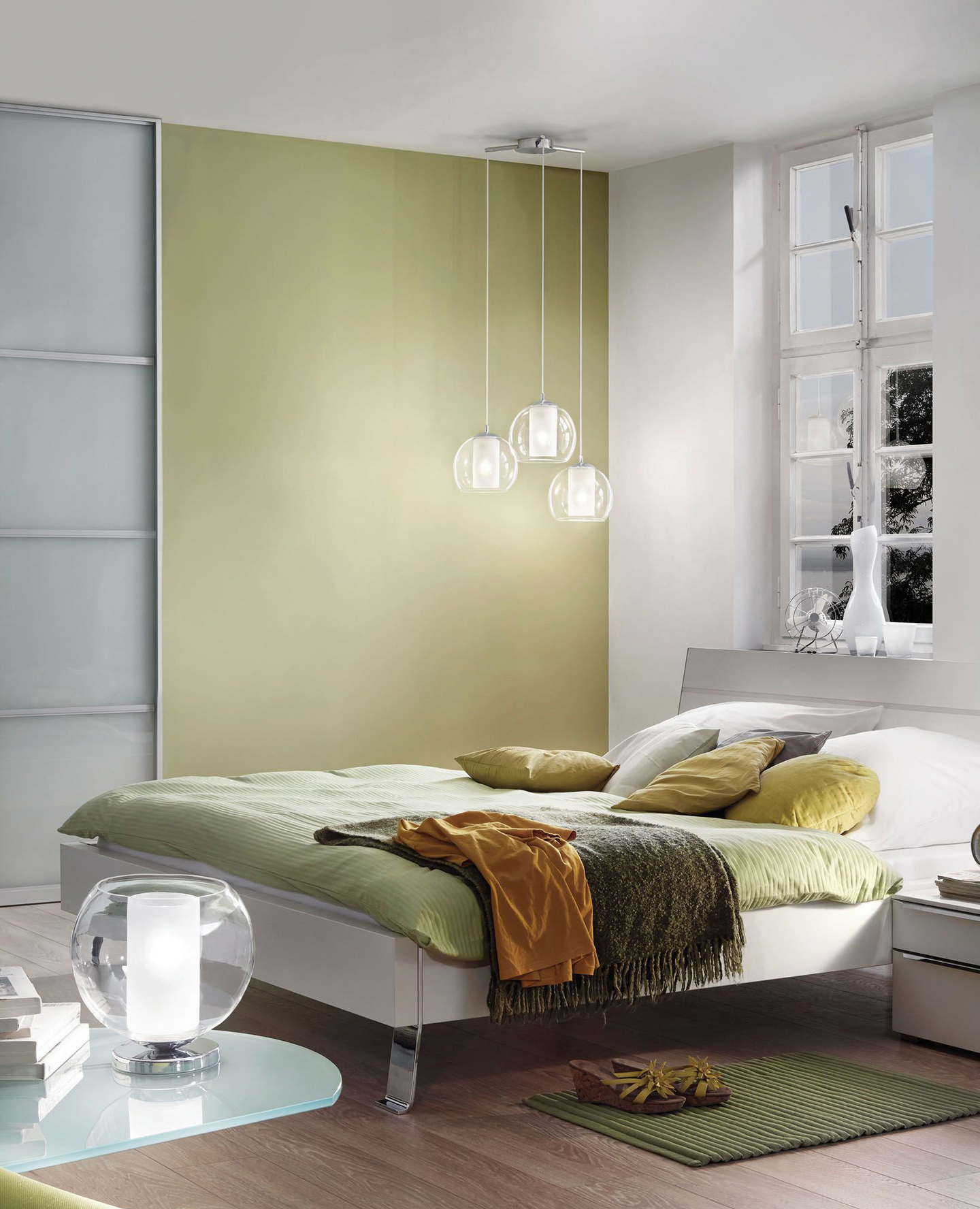 Riippuvalaisin EGLO Bolsano 92762 3-osainen lasi valkoinen/kirkas