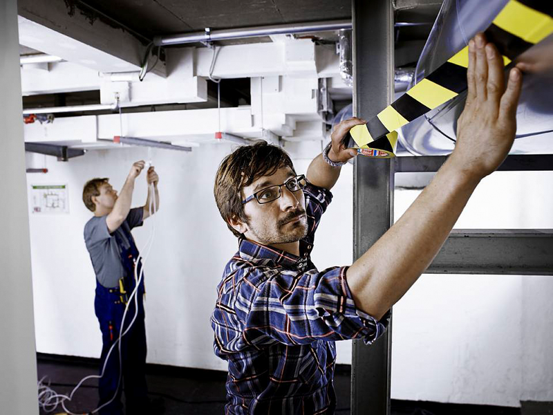 Varoitusteippi Tesa 60760 50mmx33m kelta/musta