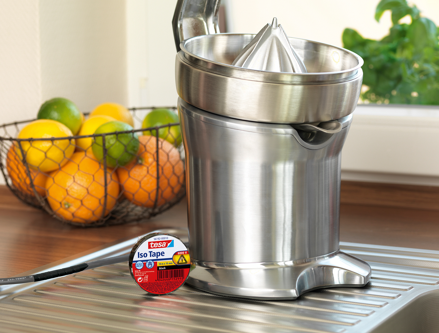 Sähköteippi Tesa 56192 15mmx10m 19 punainen