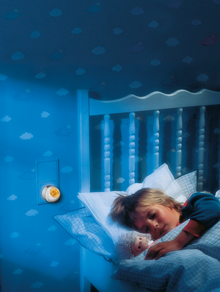 Yövalo Osram Lunetta led hämäräkytkin