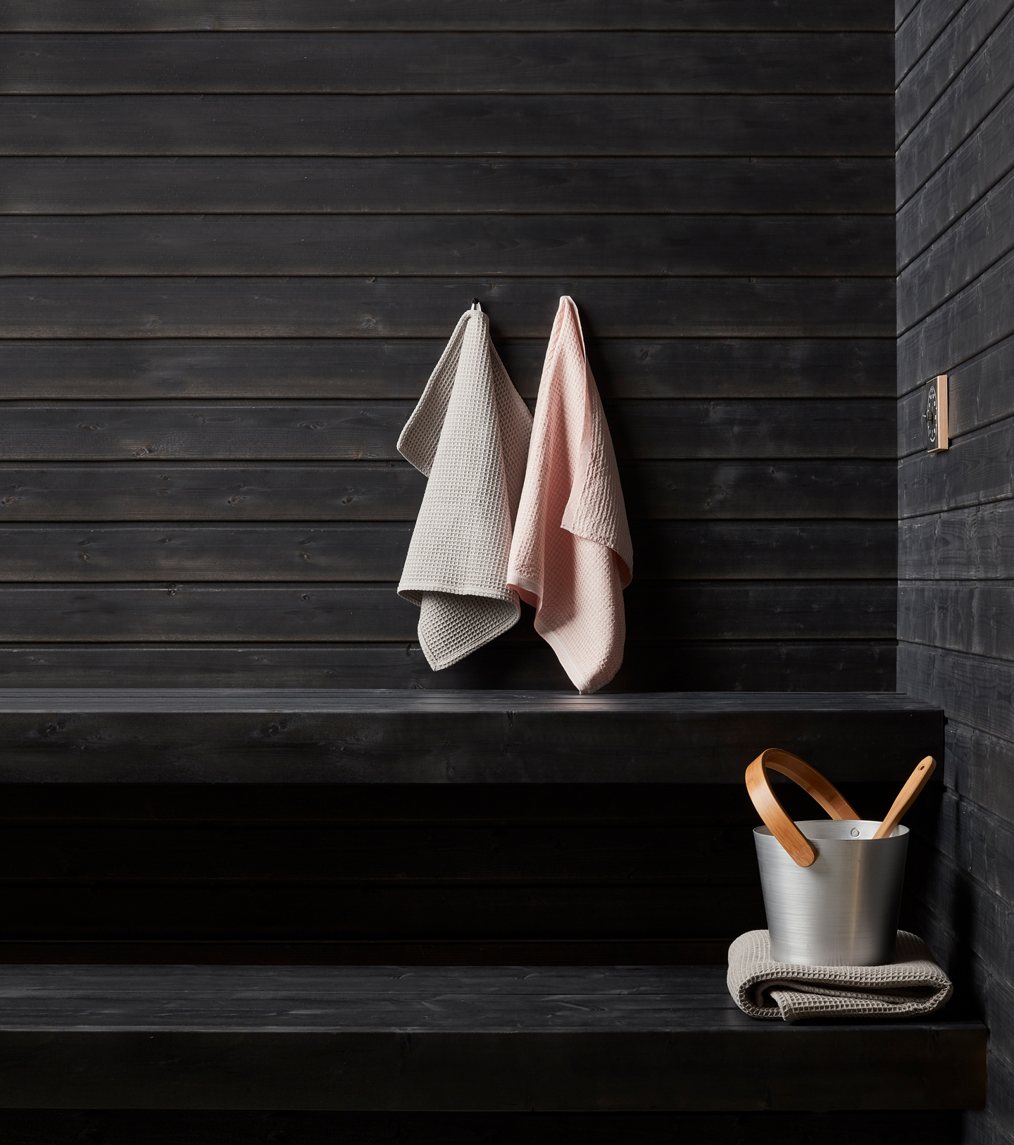 Saunapaneeli Cello 14x95x3600 STP TK saunasuojattu musta