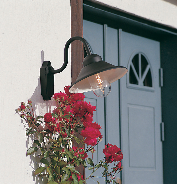 Ulkoseinävalaisin Konstsmide Vega musta E27