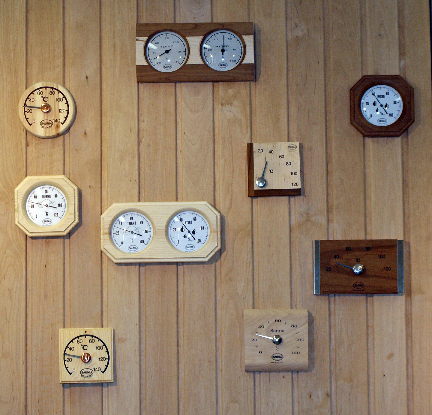 Löylymittari SAUNIA kupulasi lämpö- ja kosteusmittari mänty
