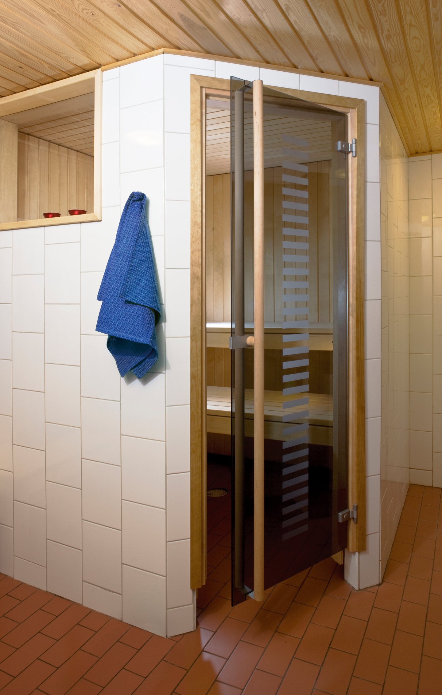 Saunanovi Swedoor Serenity Vertico leppäkarmi