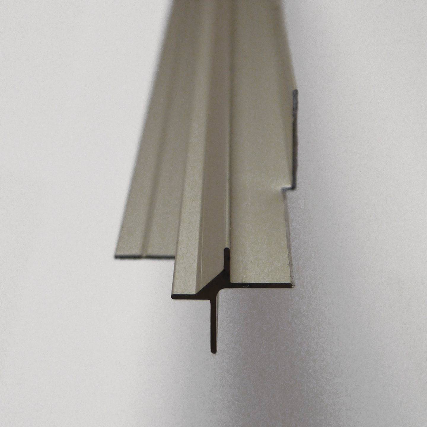 HÖRNLIST FIBO INV ALU NA TA 10X2400