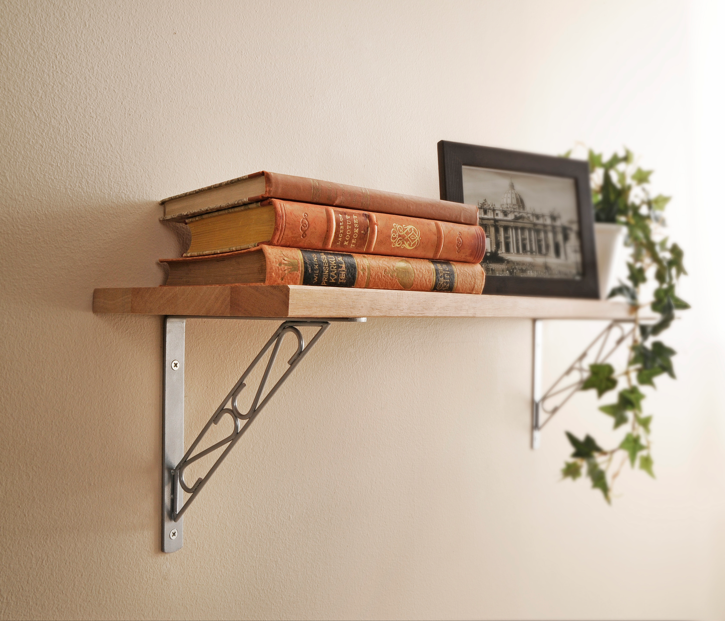 Hyllynkannatin Cello FL6003 190x190x20 harjattu kromi