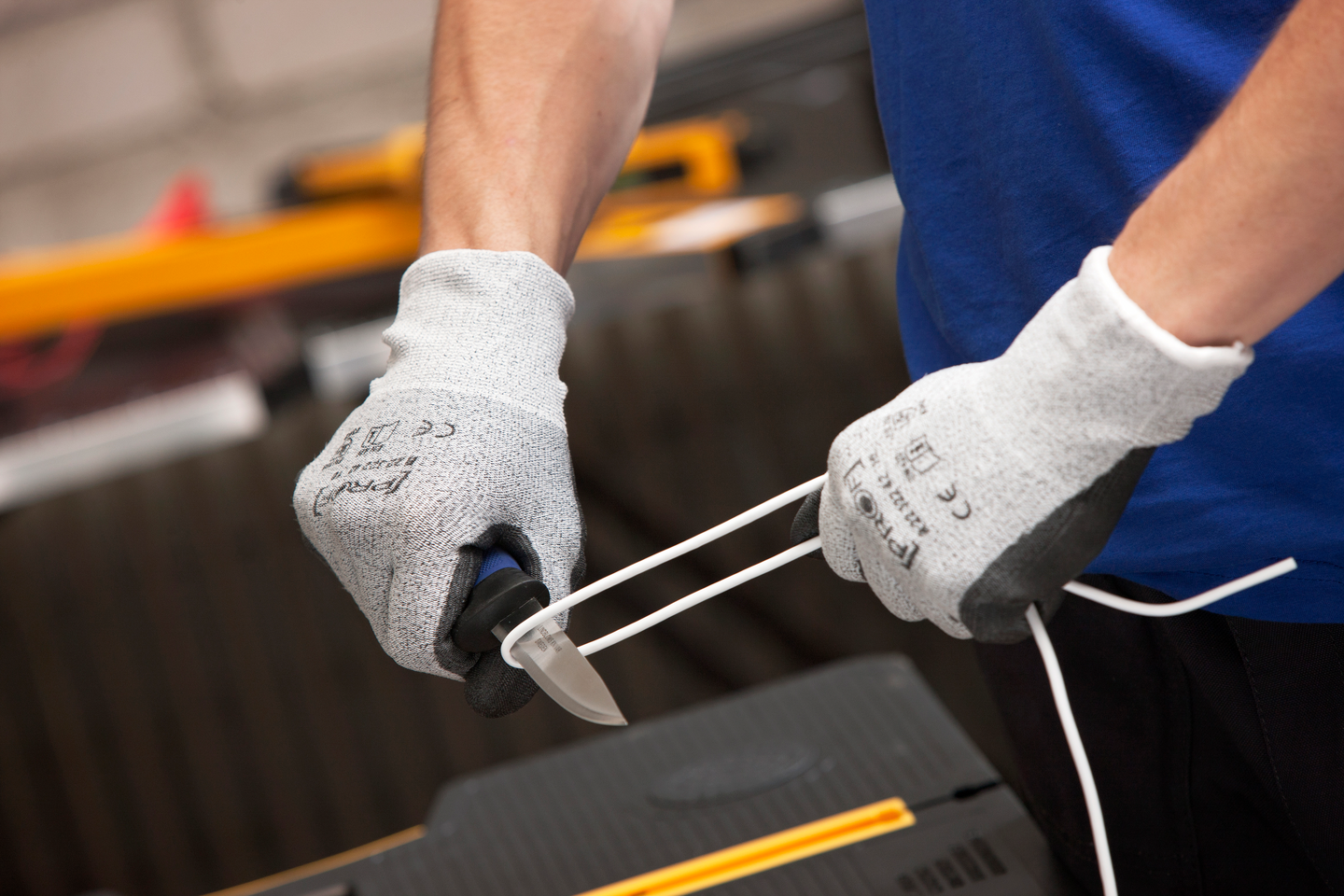 Työkäsineet PROF Perfect Cutting musta