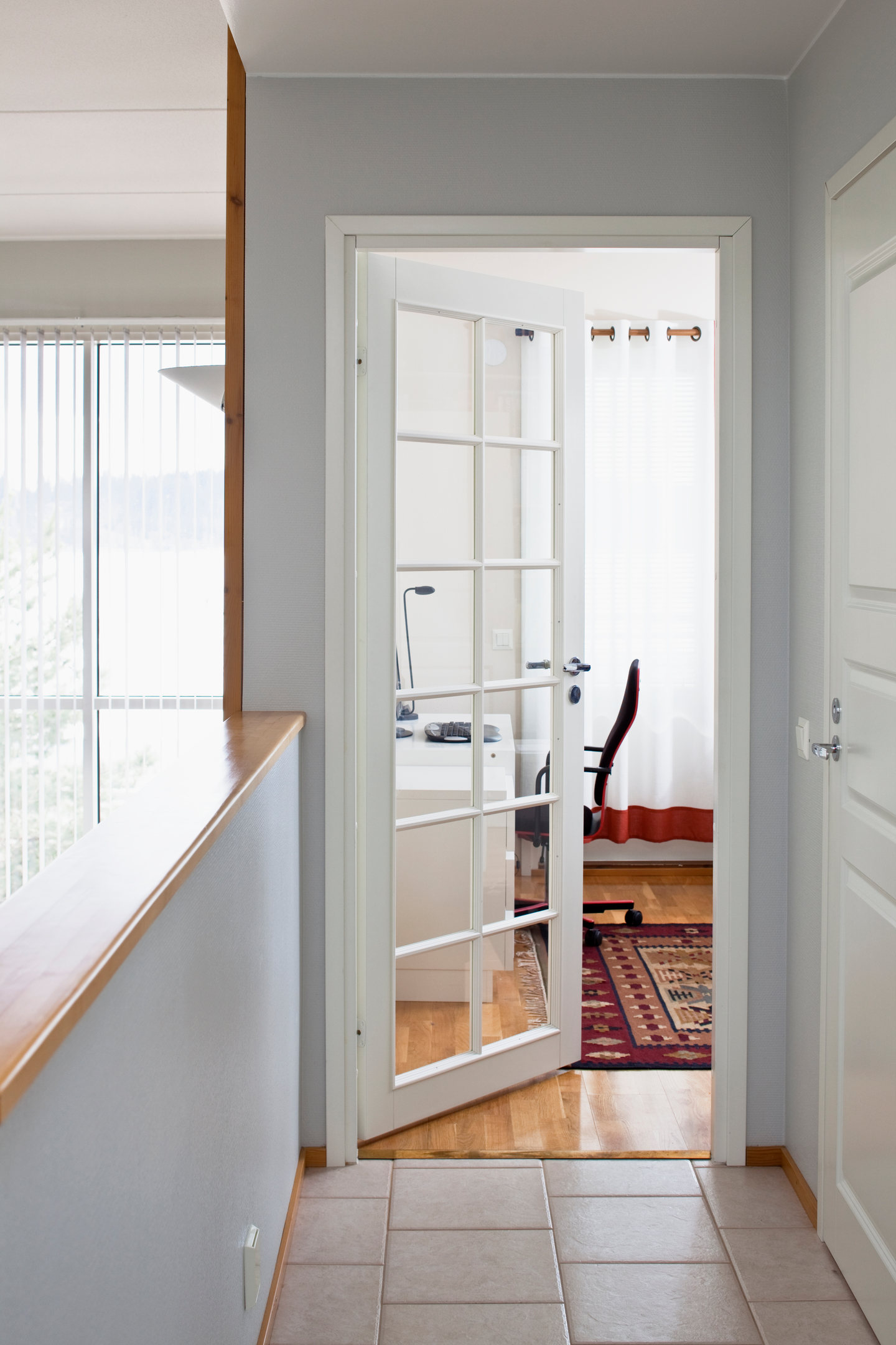 Sisäovi Swedoor Craft 105 massiivipeiliovi maalattu valkoinen kirkas lasi