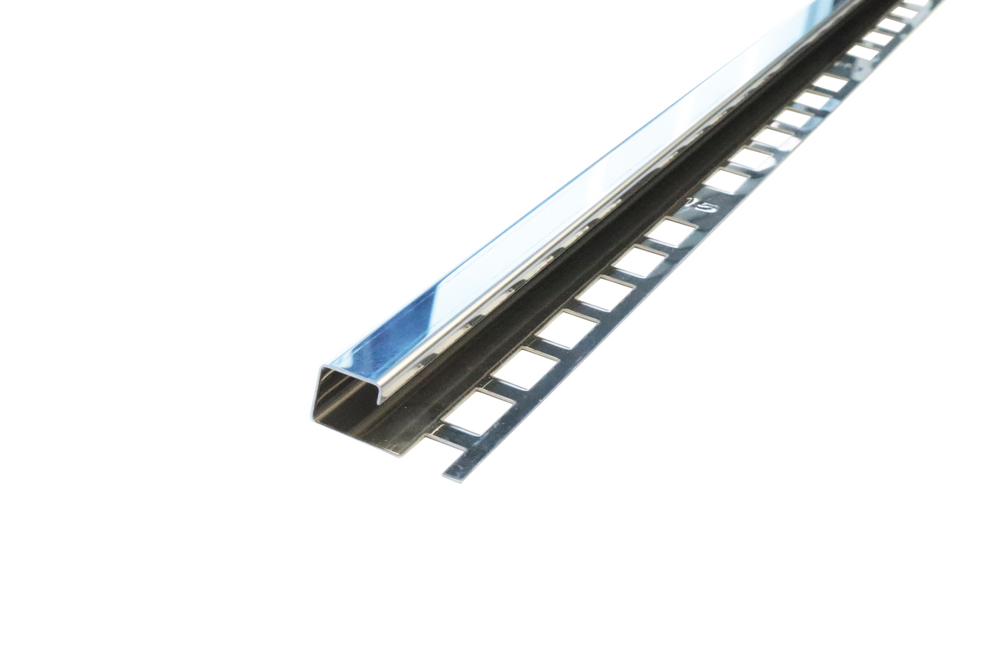 Laattalista 15mm 2,5m ruostumaton 6565 neliö