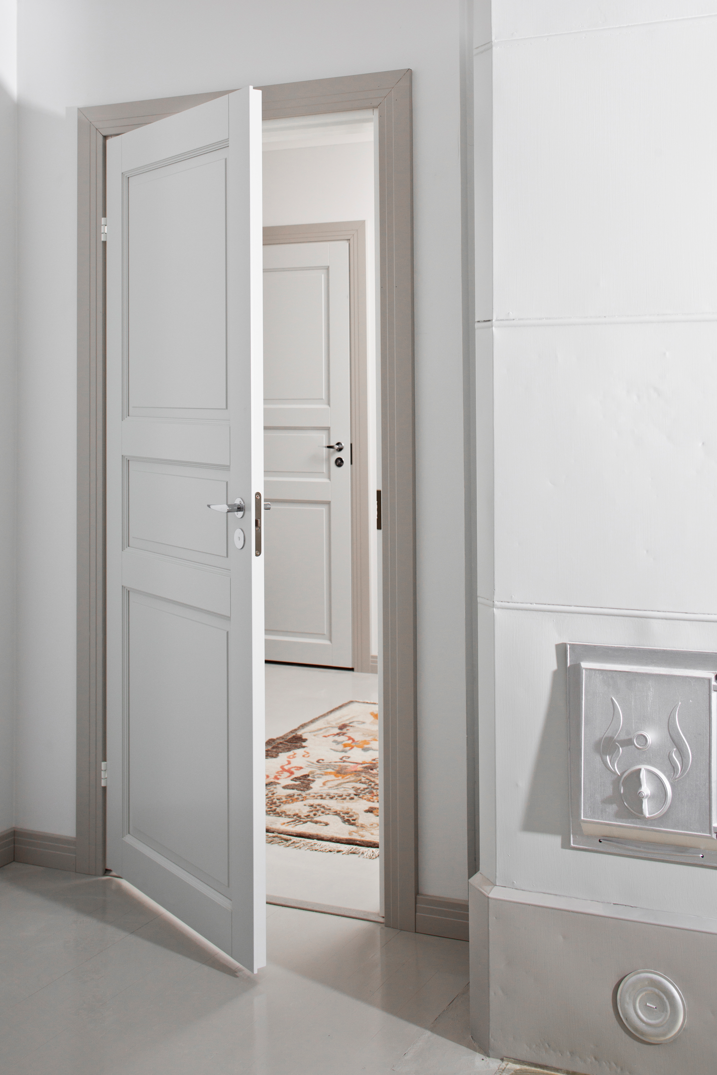 Sisäovi Swedoor Craft 101 massiivipeiliovi maalattu valkoinen