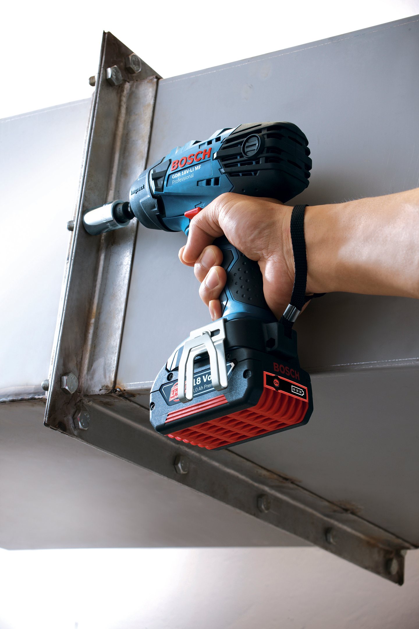 Akkuiskuruuvinväännin Bosch GDR 18V-LI Solo runko