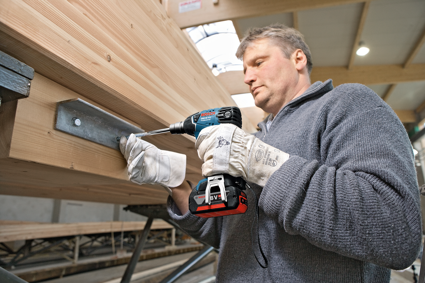 Akkuiskumutterinväännin Bosch GDS 18V-LI Solo L-BOXX