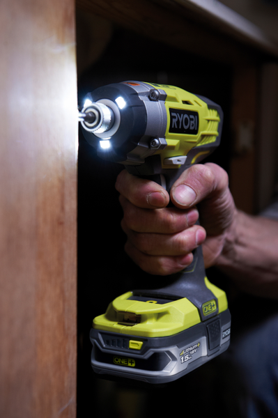 Akkuiskuruuvinväännin Ryobi RID1801M ONE+