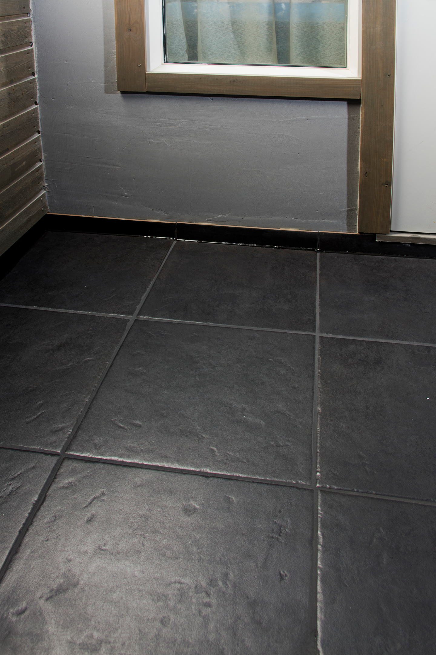 KLINKER 33X33 ANTRASIT 1,42M2