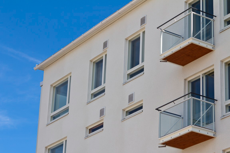 Monitoimisäleikkö PROF 240x240mm valkoinen