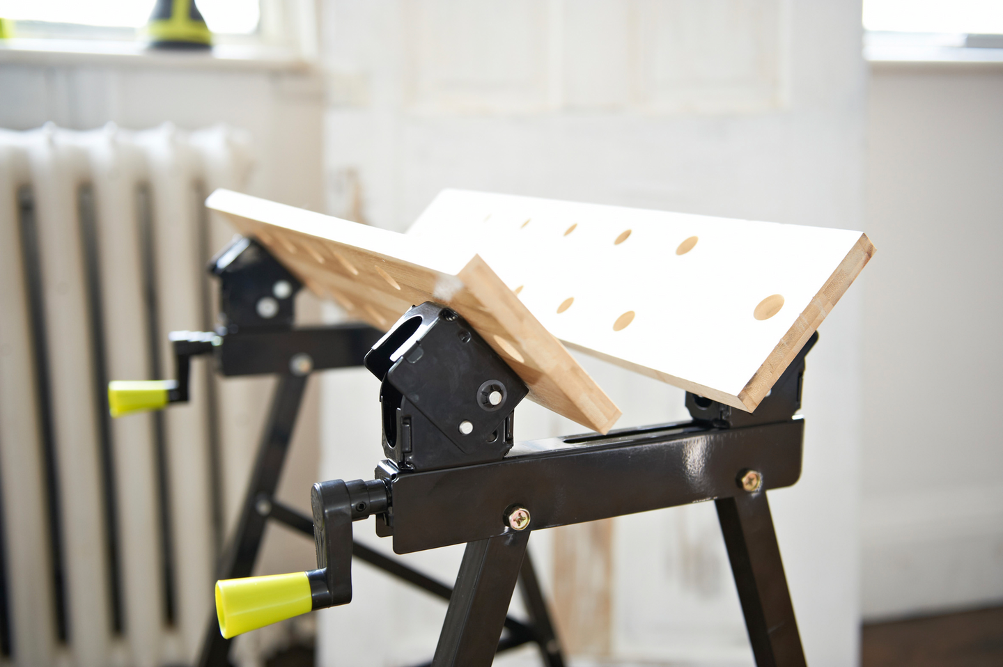 Yleistyöpöytä Ryobi RWB02