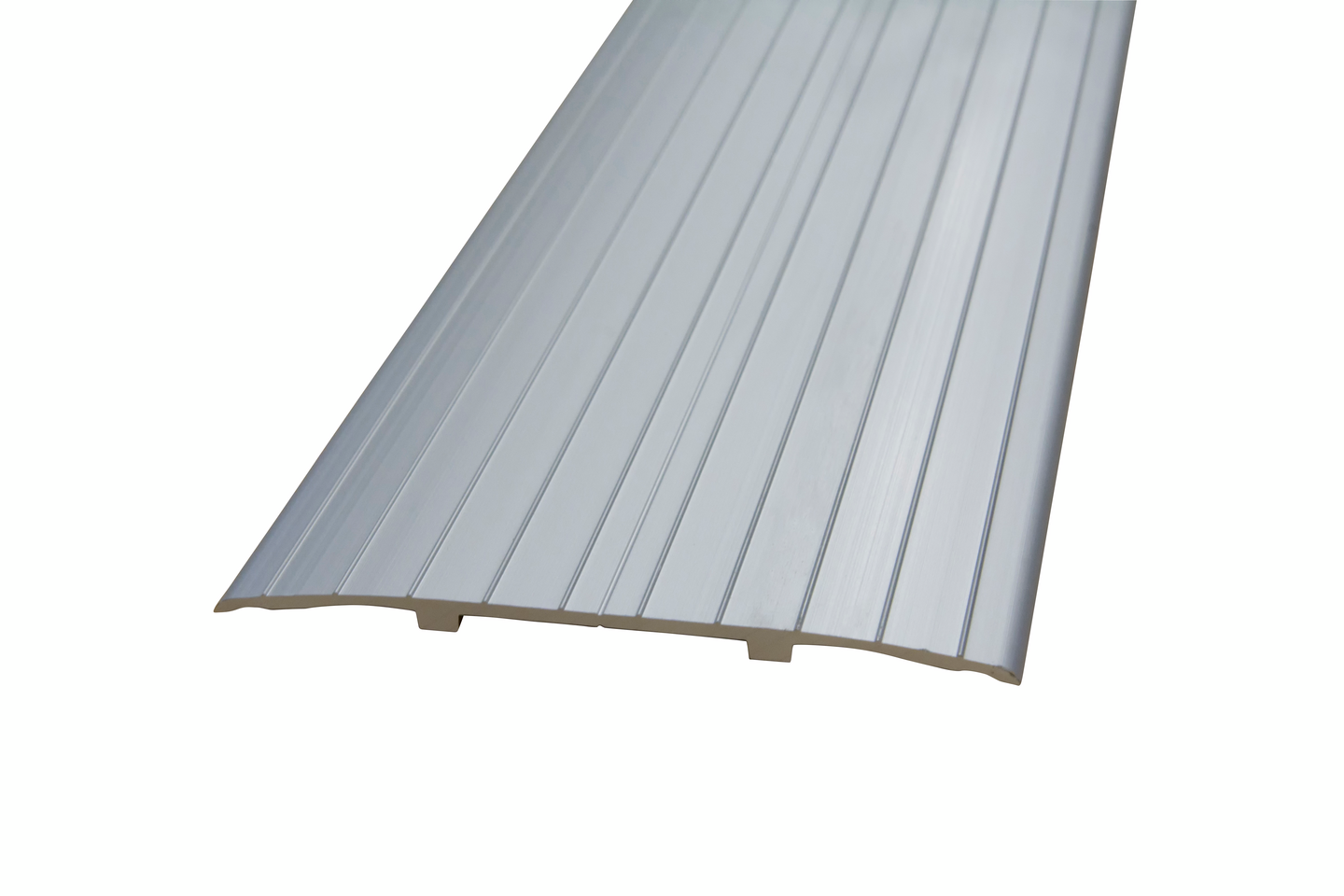 Saumalista 100 mm hopea 1m liimakiinnitys