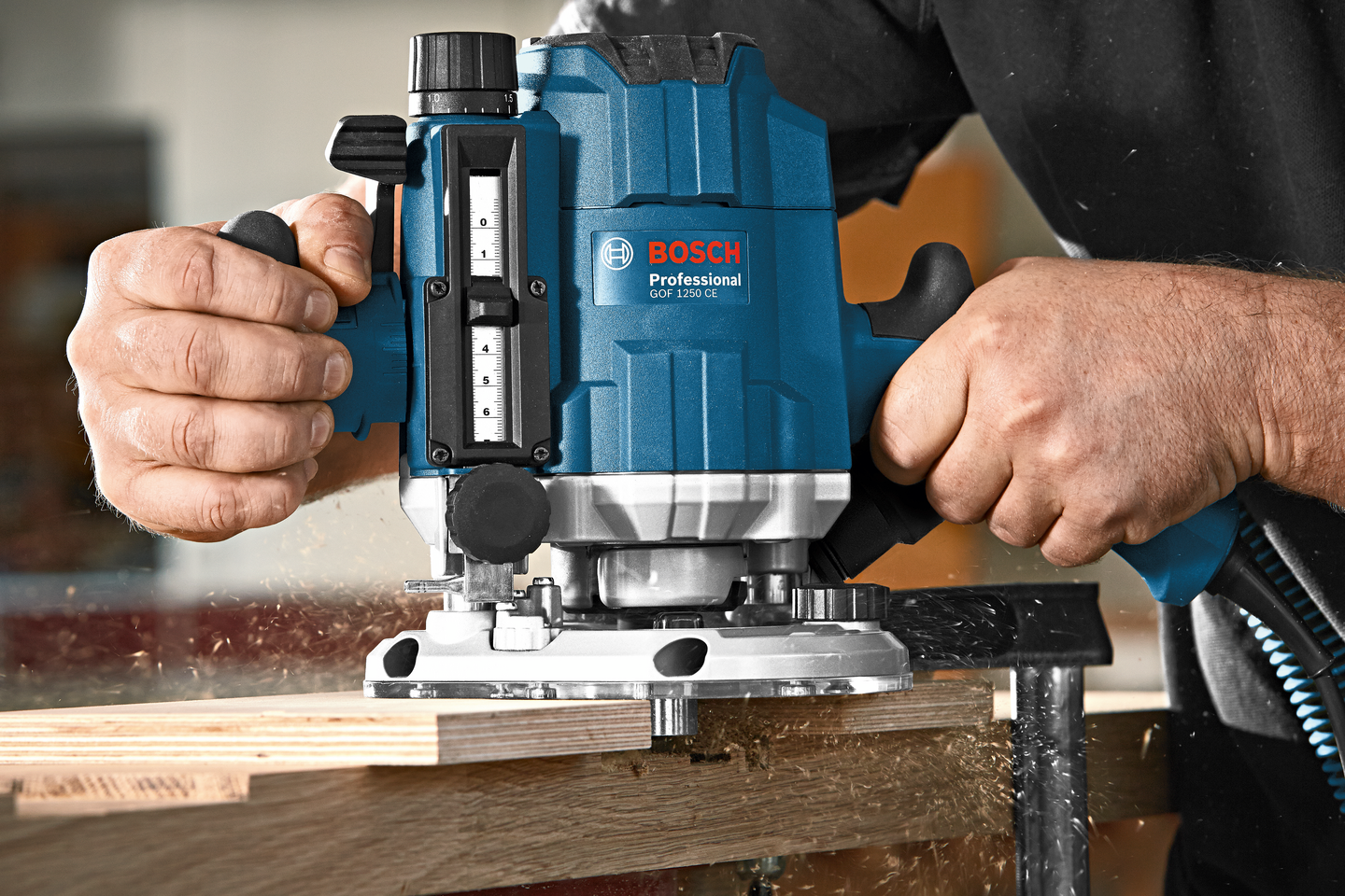 Yläjyrsin Bosch gof 1250 CE L-BOXX