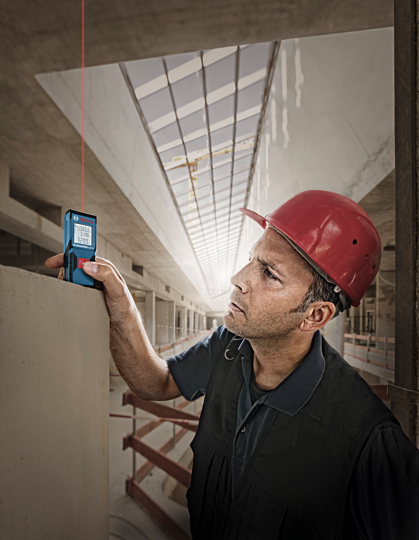 Laseretäisyysmittalaite Bosch GLM 30