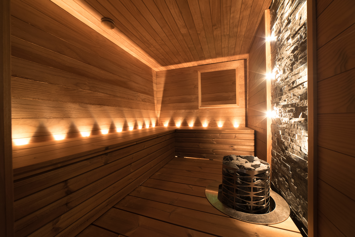 Laudelauta 26x92x3000 lämpökäsitelty mänty