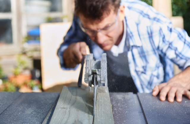 Pöytäsaha Ryobi RTS1800EF-G 1800W 254mm terä